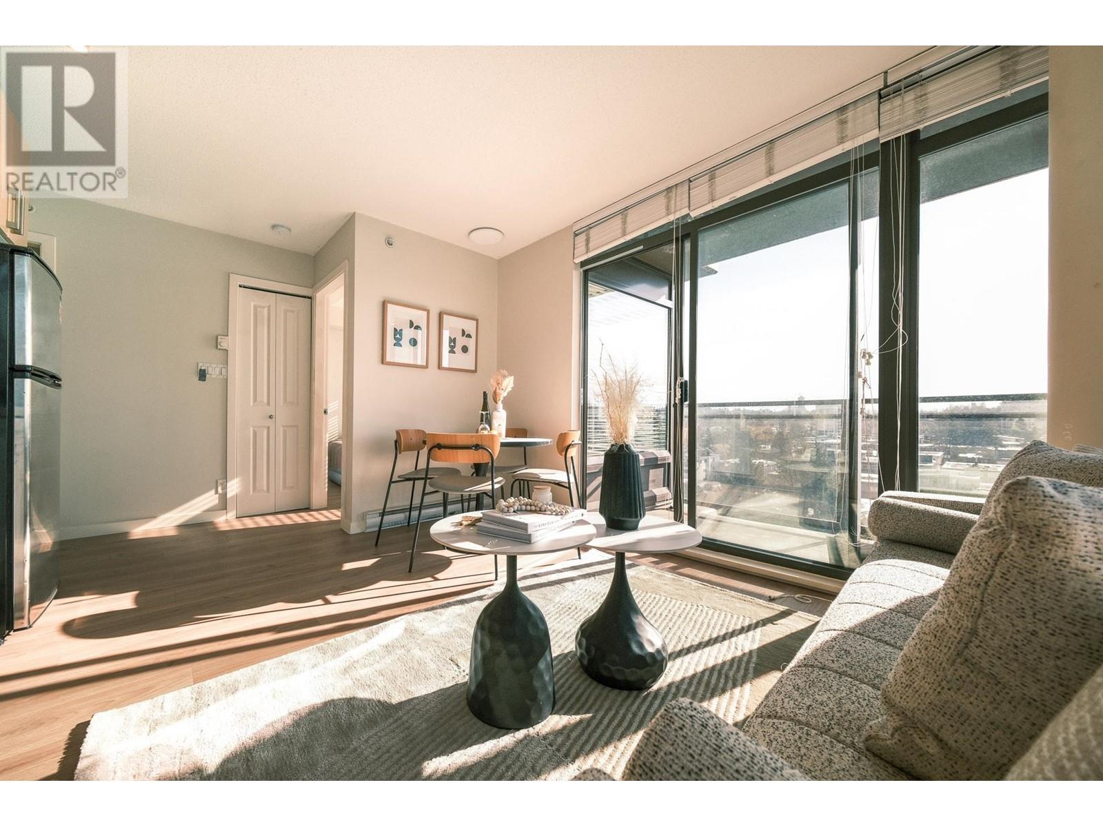 Listing Picture 3 of 20 : 1203 1068 W BROADWAY, Vancouver / 溫哥華 - 魯藝地產 Yvonne Lu Group - MLS Medallion Club Member