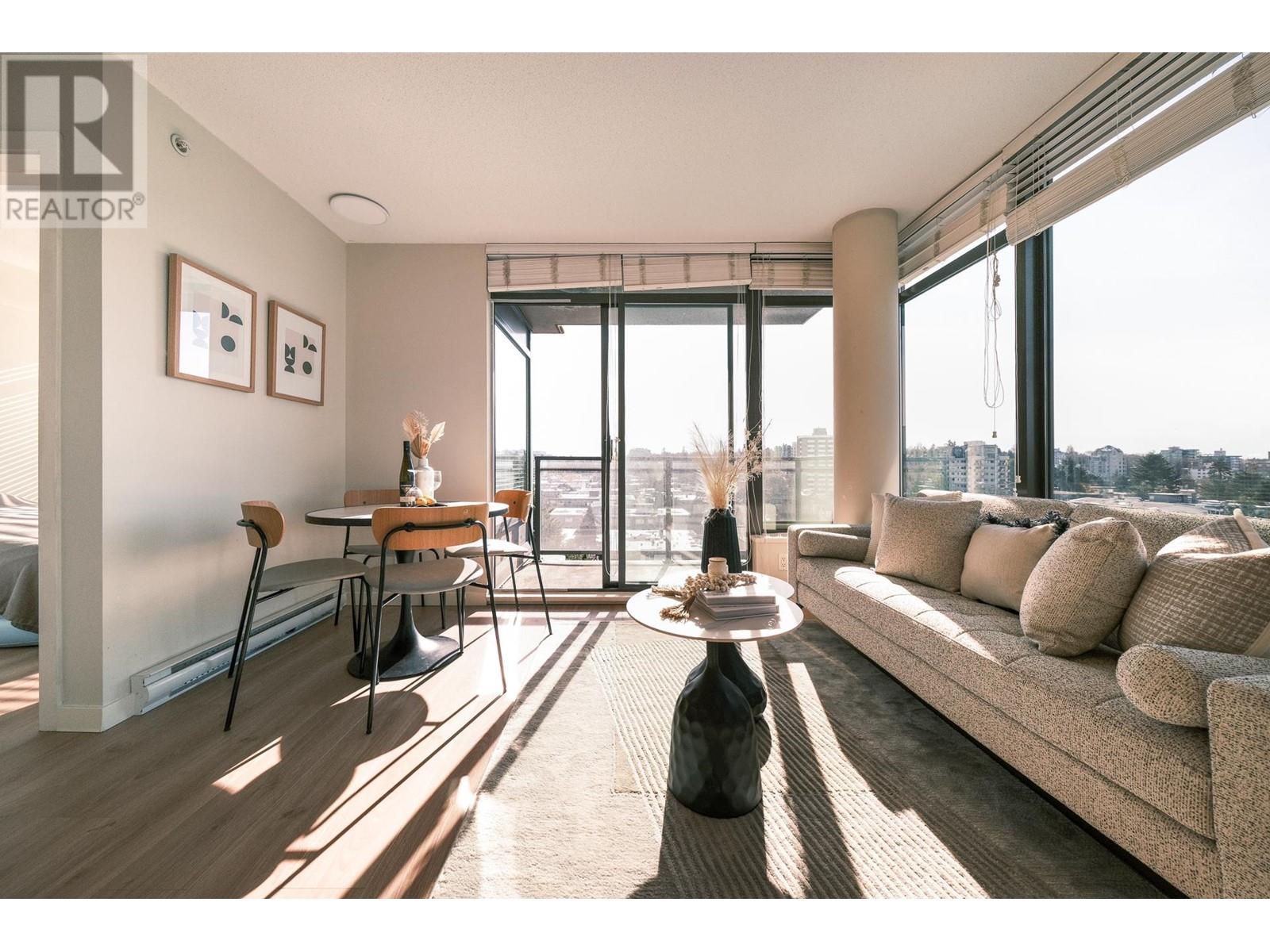 Listing Picture 2 of 20 : 1203 1068 W BROADWAY, Vancouver / 溫哥華 - 魯藝地產 Yvonne Lu Group - MLS Medallion Club Member