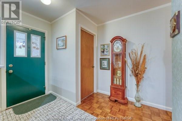 Property at 331 BAYVIEW CRESCENT image 5