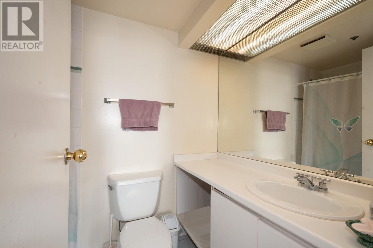 Listing Picture 31 of 40 : 402 1419 BEACH AVENUE, Vancouver / 溫哥華 - 魯藝地產 Yvonne Lu Group - MLS Medallion Club Member