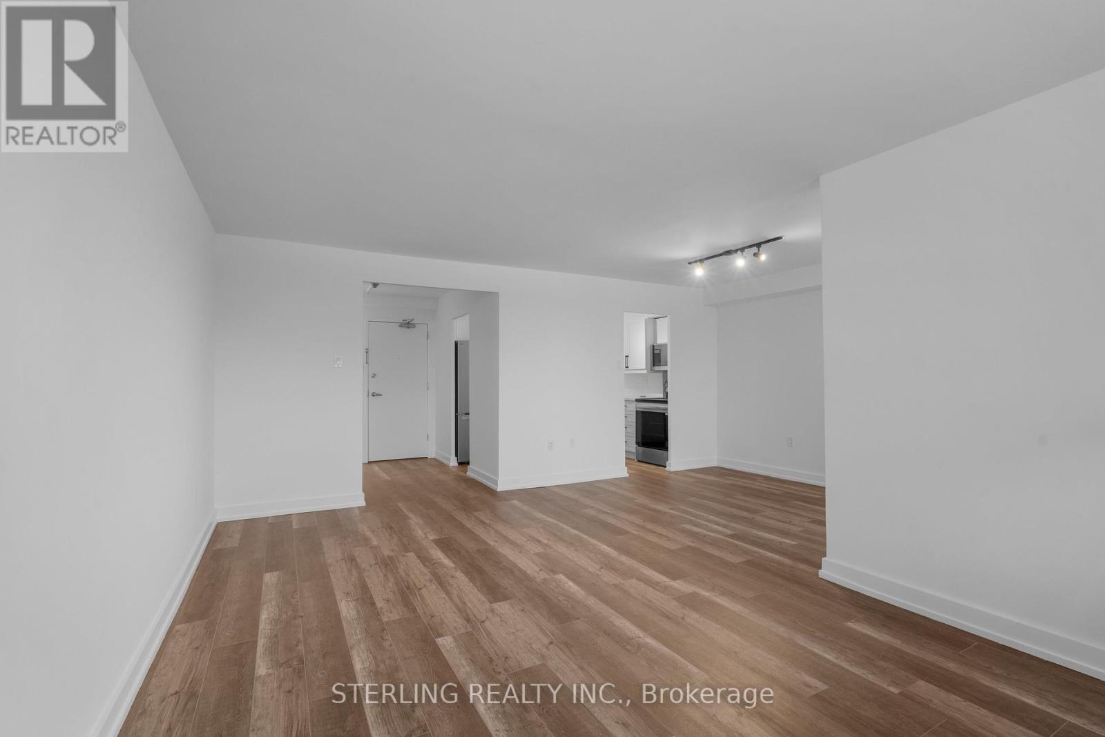 508 - 15 La Rose Avenue, Toronto, Ontario  M9P 1A7 - Photo 6 - W11975104