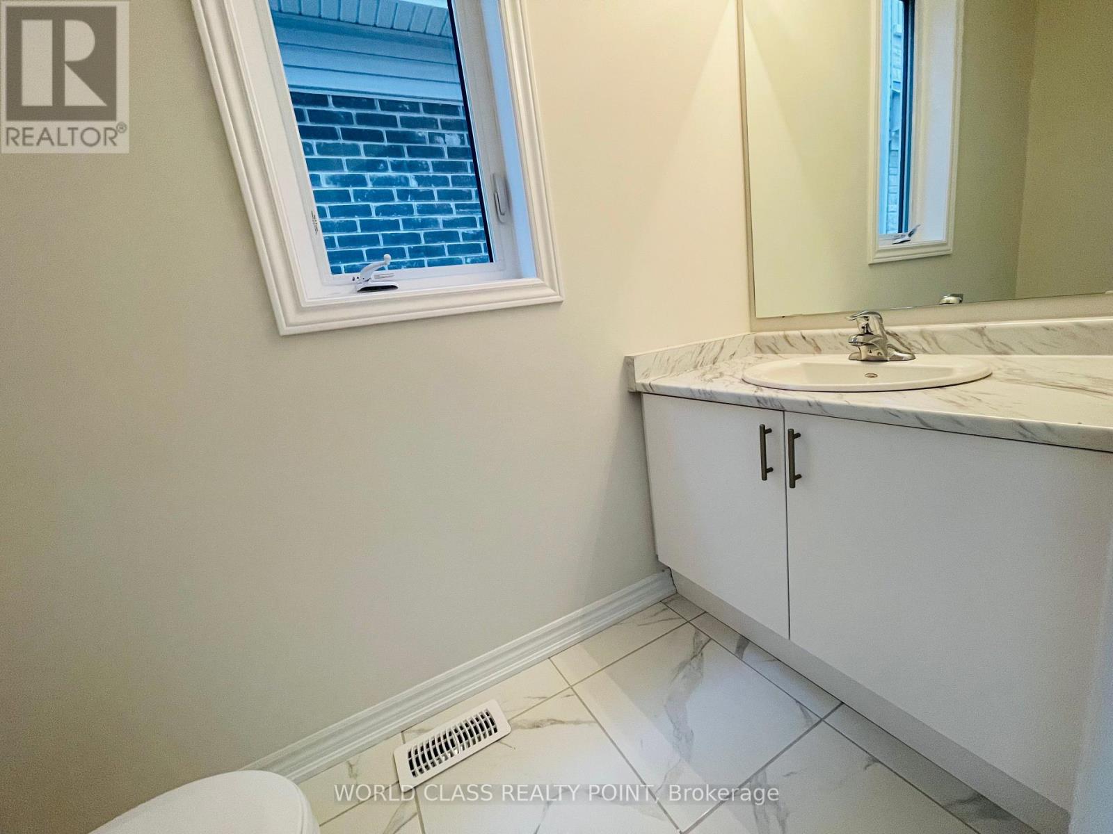 24 Rochester Drive, Barrie, Ontario  L9J 0W1 - Photo 8 - S11975031