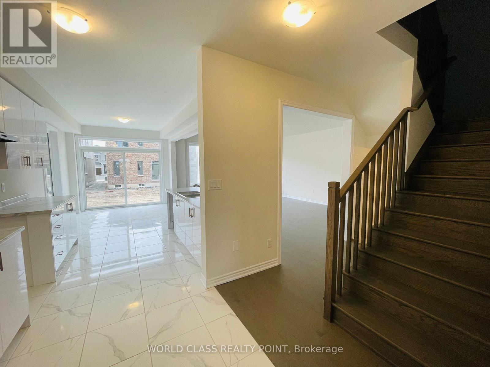 24 Rochester Drive, Barrie, Ontario  L9J 0W1 - Photo 9 - S11975031
