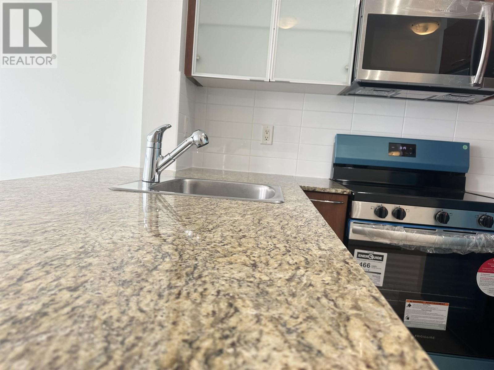 Listing Picture 15 of 40 : 653 1483 E KING EDWARD AVENUE, Vancouver / 溫哥華 - 魯藝地產 Yvonne Lu Group - MLS Medallion Club Member