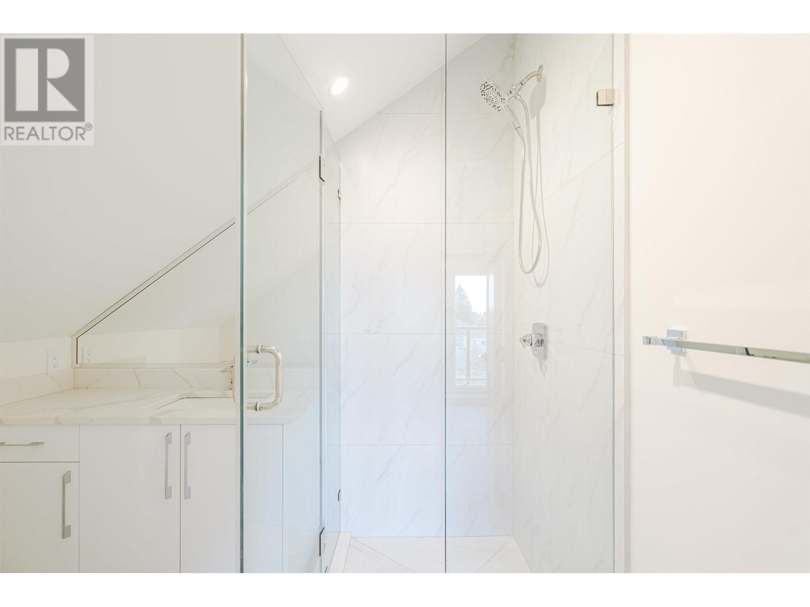 8192 Cartier Street, Vancouver, British Columbia  V6P 4T5 - Photo 31 - R2965939