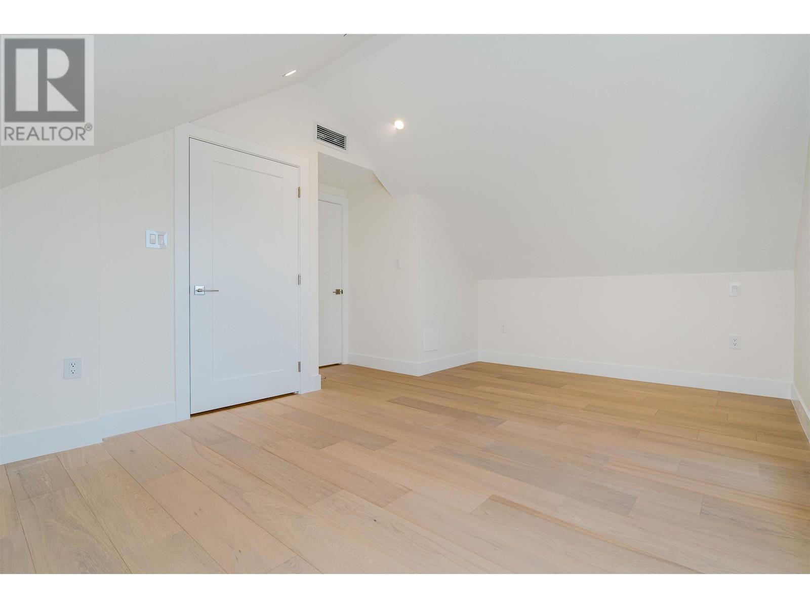 8192 Cartier Street, Vancouver, British Columbia  V6P 4T5 - Photo 30 - R2965939