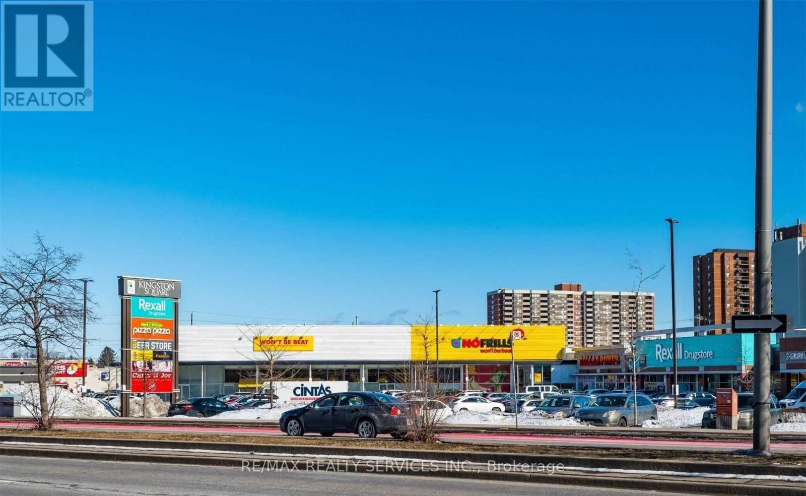 Property at 408 - 1 FALAISE ROAD image 4
