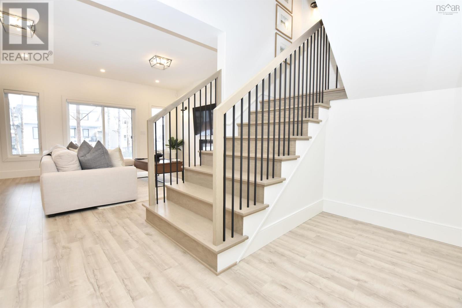 70 Crownridge Drive, Bedford, Nova Scotia  B4B 0X4 - Photo 37 - 202503015