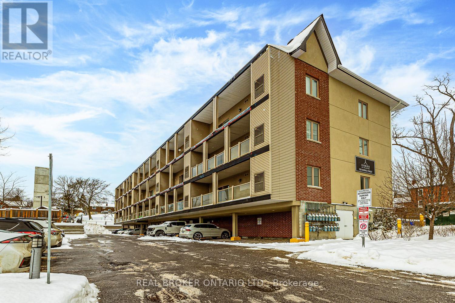 101 - 128 Barrie Street, Bradford West Gwillimbury, Ontario  L3Z 1L1 - Photo 3 - N11975213