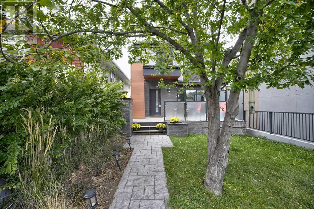 352 33 Avenue Ne, Calgary, Alberta  T2E 2H8 - Photo 4 - A2191541