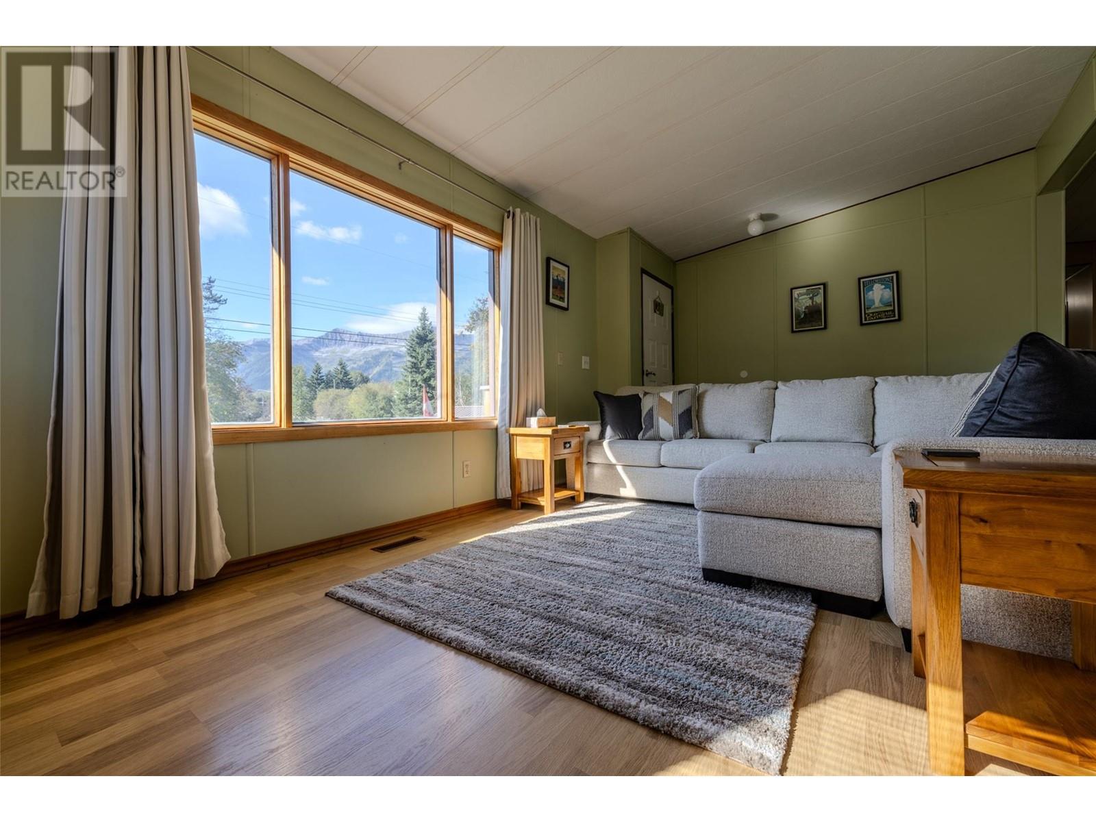 1269 Colclough Avenue, Fernie, British Columbia  V0B 1M1 - Photo 26 - 10335313