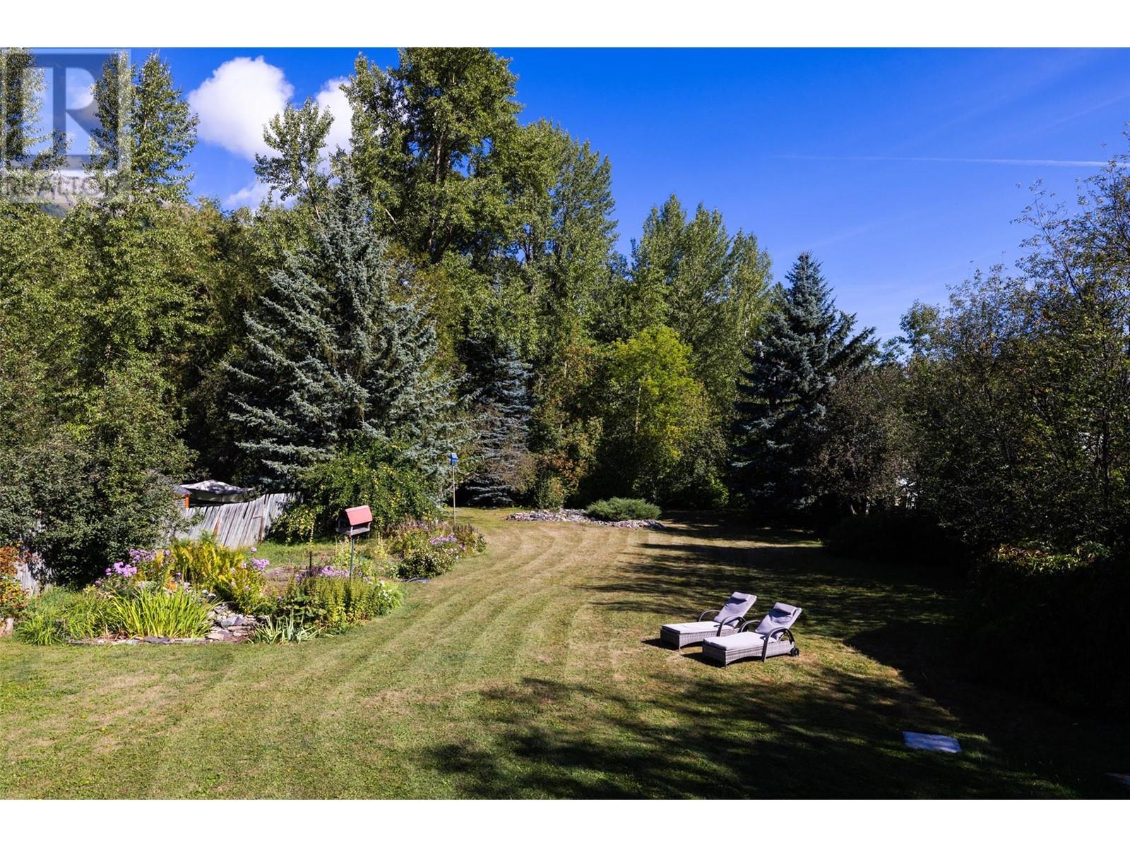 1269 Colclough Avenue, Fernie, British Columbia  V0B 1M1 - Photo 44 - 10335313