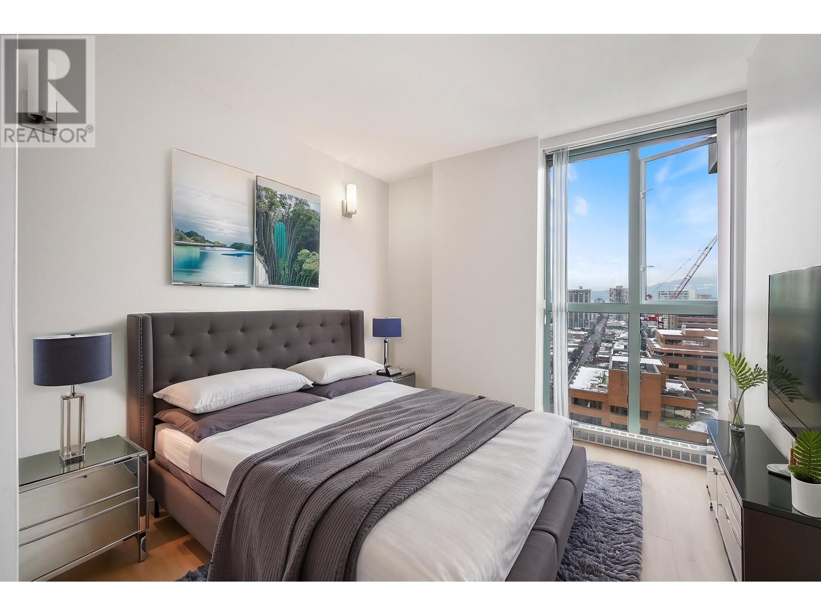 Listing Picture 18 of 35 : 2701 1188 HOWE STREET, Vancouver / 溫哥華 - 魯藝地產 Yvonne Lu Group - MLS Medallion Club Member