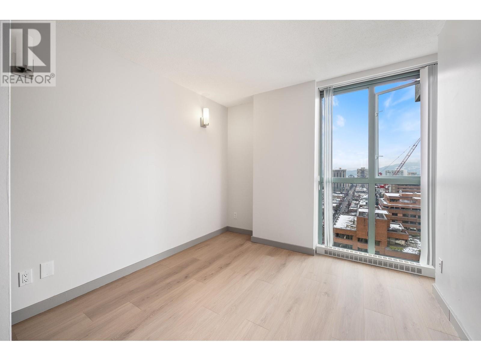 Listing Picture 19 of 35 : 2701 1188 HOWE STREET, Vancouver / 溫哥華 - 魯藝地產 Yvonne Lu Group - MLS Medallion Club Member