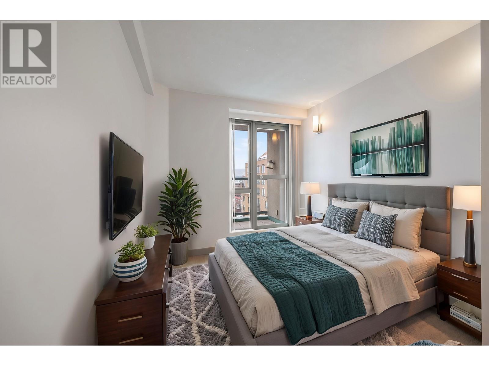 Listing Picture 21 of 35 : 2701 1188 HOWE STREET, Vancouver / 溫哥華 - 魯藝地產 Yvonne Lu Group - MLS Medallion Club Member