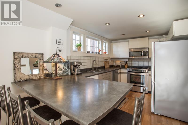 3216 W 1st Avenue, Vancouver, British Columbia  V6K 1H5 - Photo 11 - R2967236