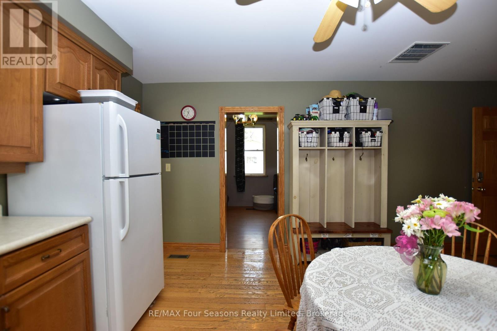 1592 Bruce Saugeen Townline, Saugeen Shores, Ontario  N0H 2C5 - Photo 28 - X11975394