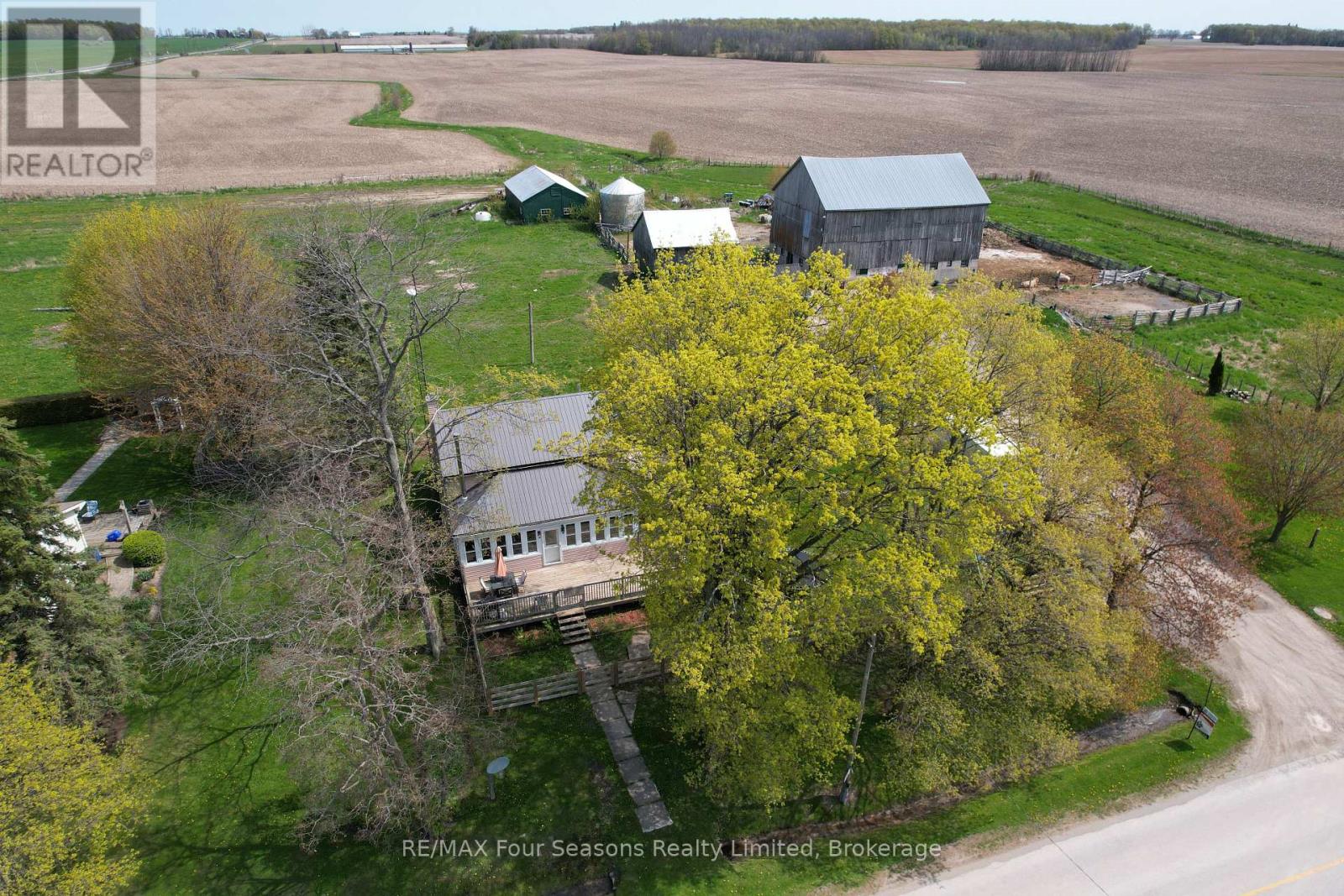 1592 Bruce Saugeen Townline, Saugeen Shores, Ontario  N0H 2C5 - Photo 8 - X11975394