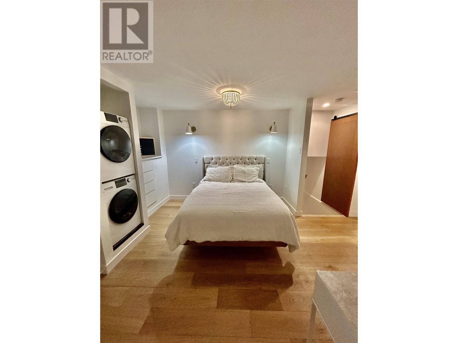 Lower-1xxx Corona Crescent, Coquitlam, British Columbia  V3J 6Y9 - Photo 10 - R2964831