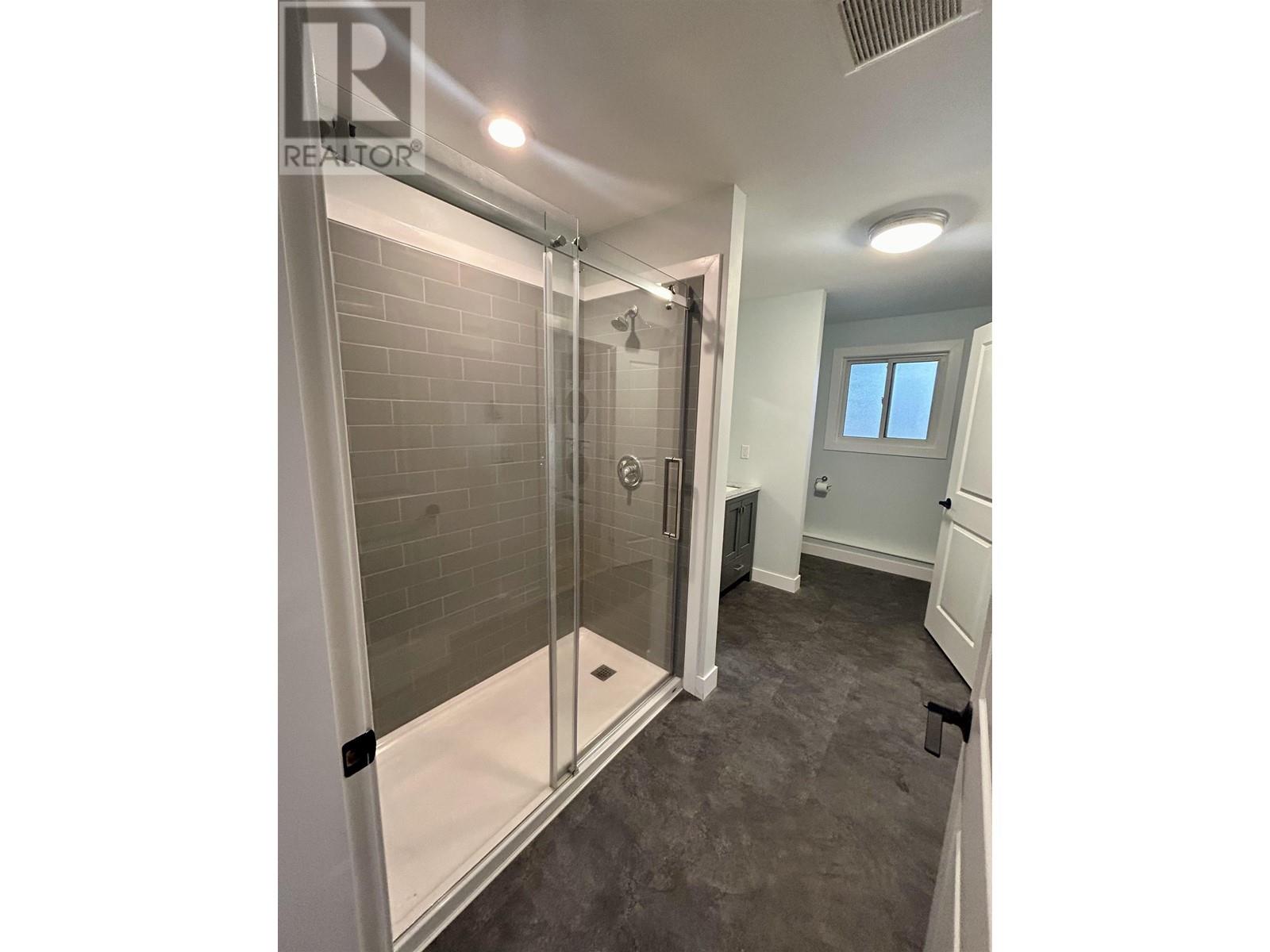 Lower-1xxx Corona Crescent, Coquitlam, British Columbia  V3J 6Y9 - Photo 15 - R2964831