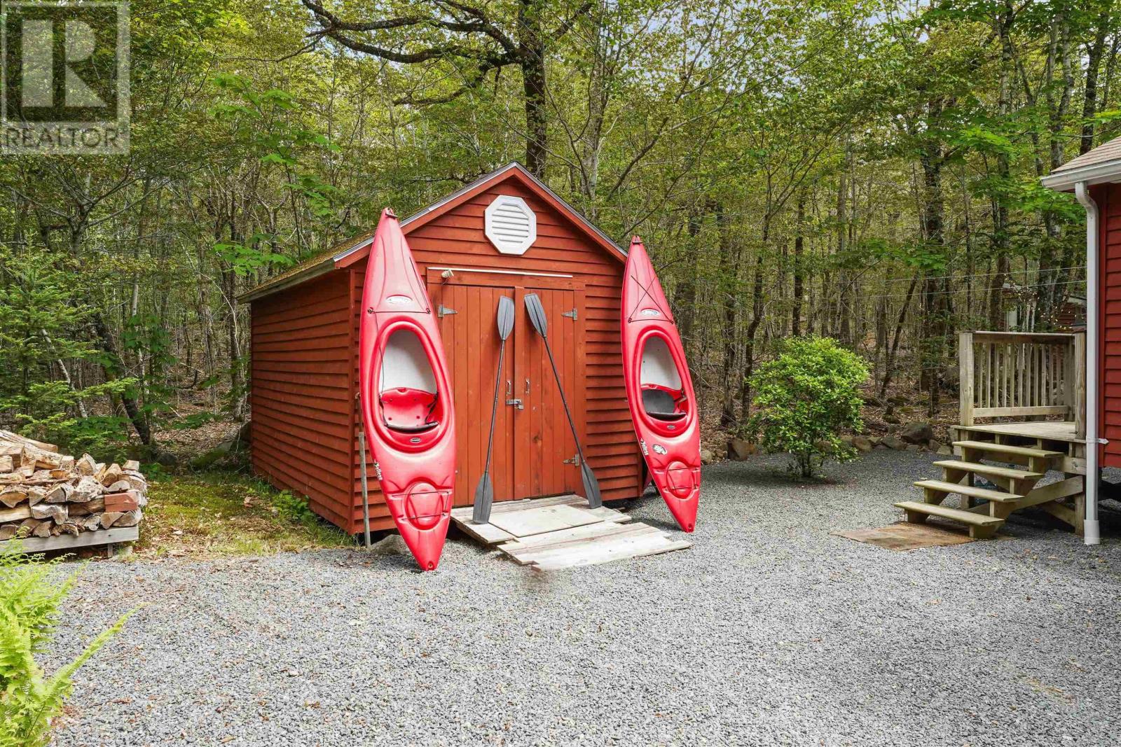 571 Turner Point Drive, Walden, Nova Scotia  B0J 2E0 - Photo 2 - 202503031