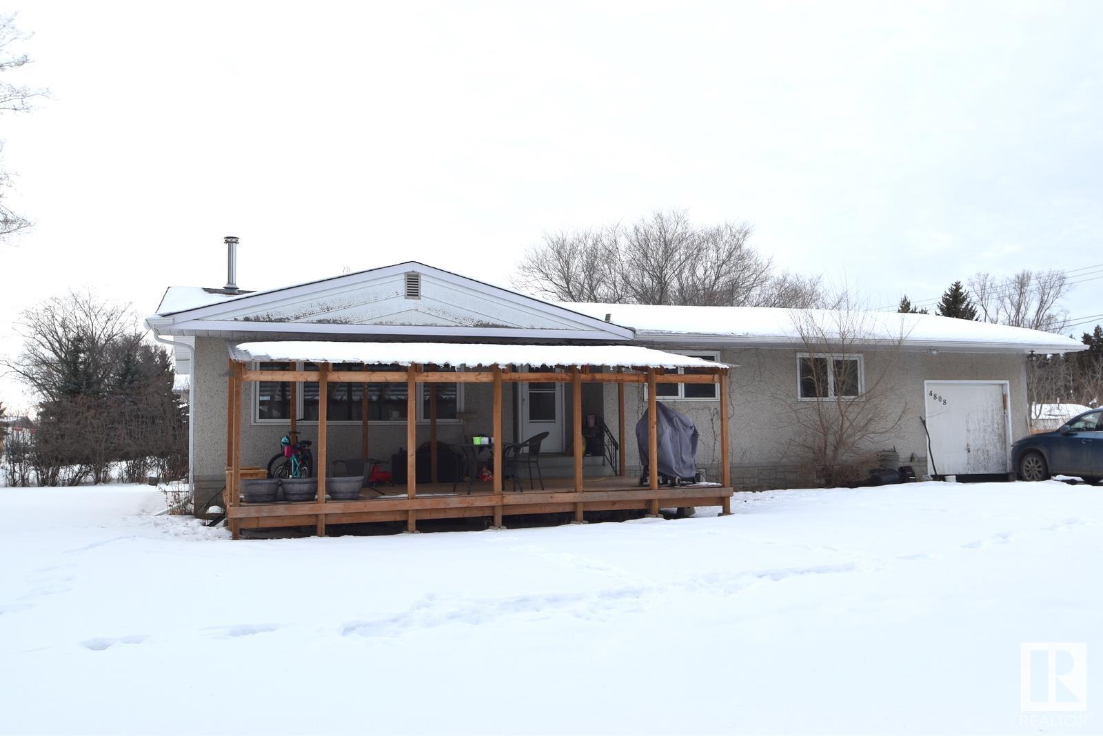 Property at 4808 51 AV image 1