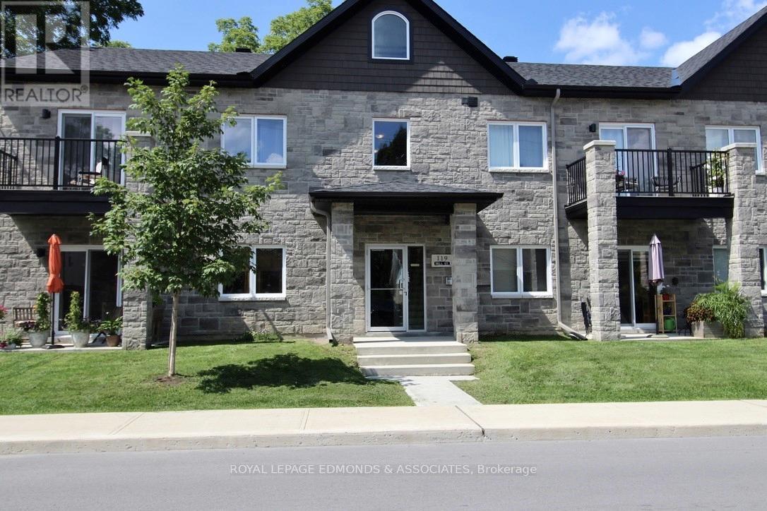 119 BELL STREET, Carleton Place, Ontario