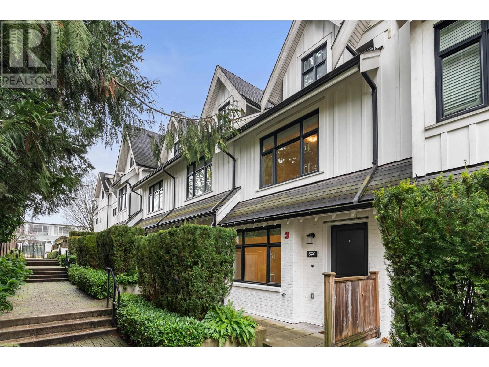 5741 ST. GEORGE STREET, vancouver, British Columbia