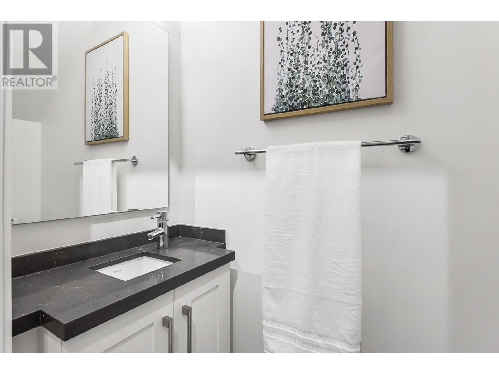 5741 St. George Street, Vancouver, British Columbia  V5W 2Y4 - Photo 17 - R2967252