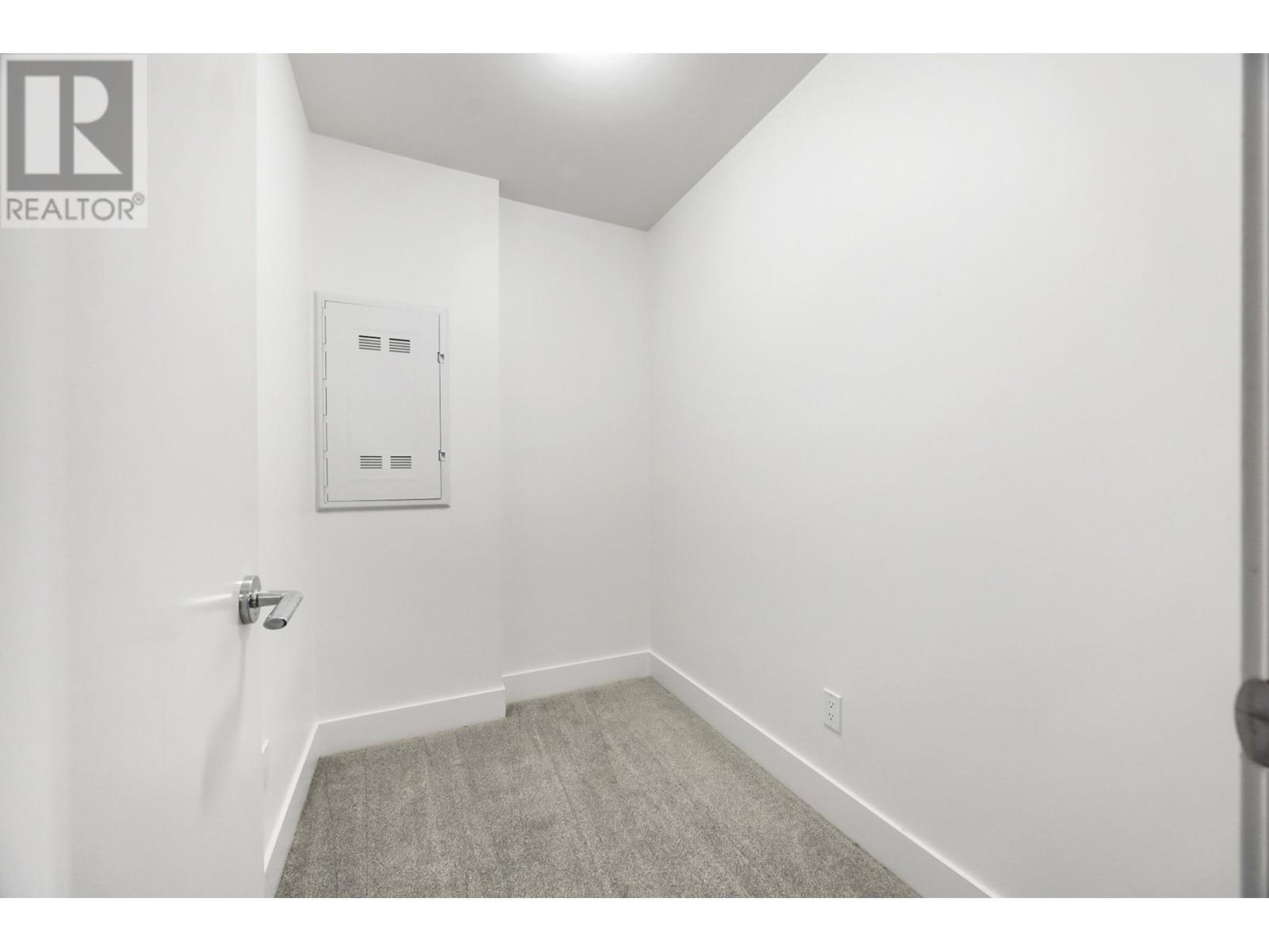 5741 St. George Street, Vancouver, British Columbia  V5W 2Y4 - Photo 24 - R2967252