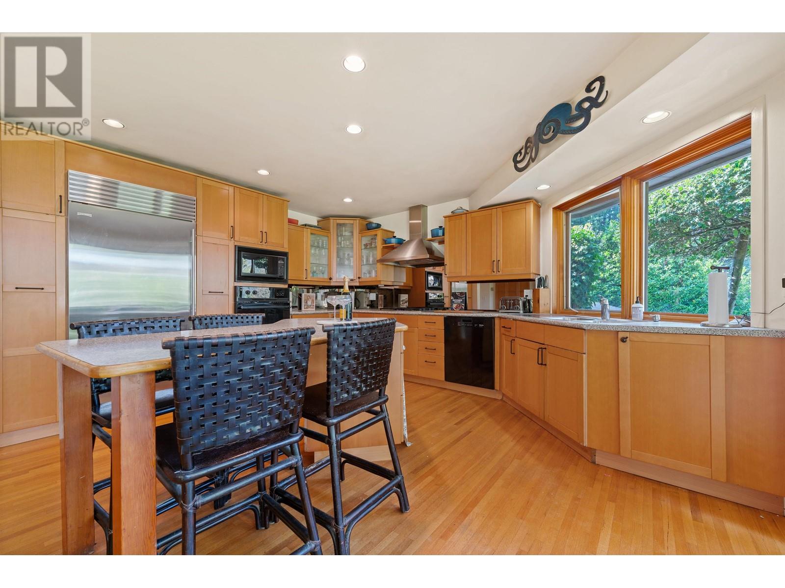 5475 Greenleaf Road, West Vancouver, British Columbia  V7W 1N5 - Photo 10 - R2967249