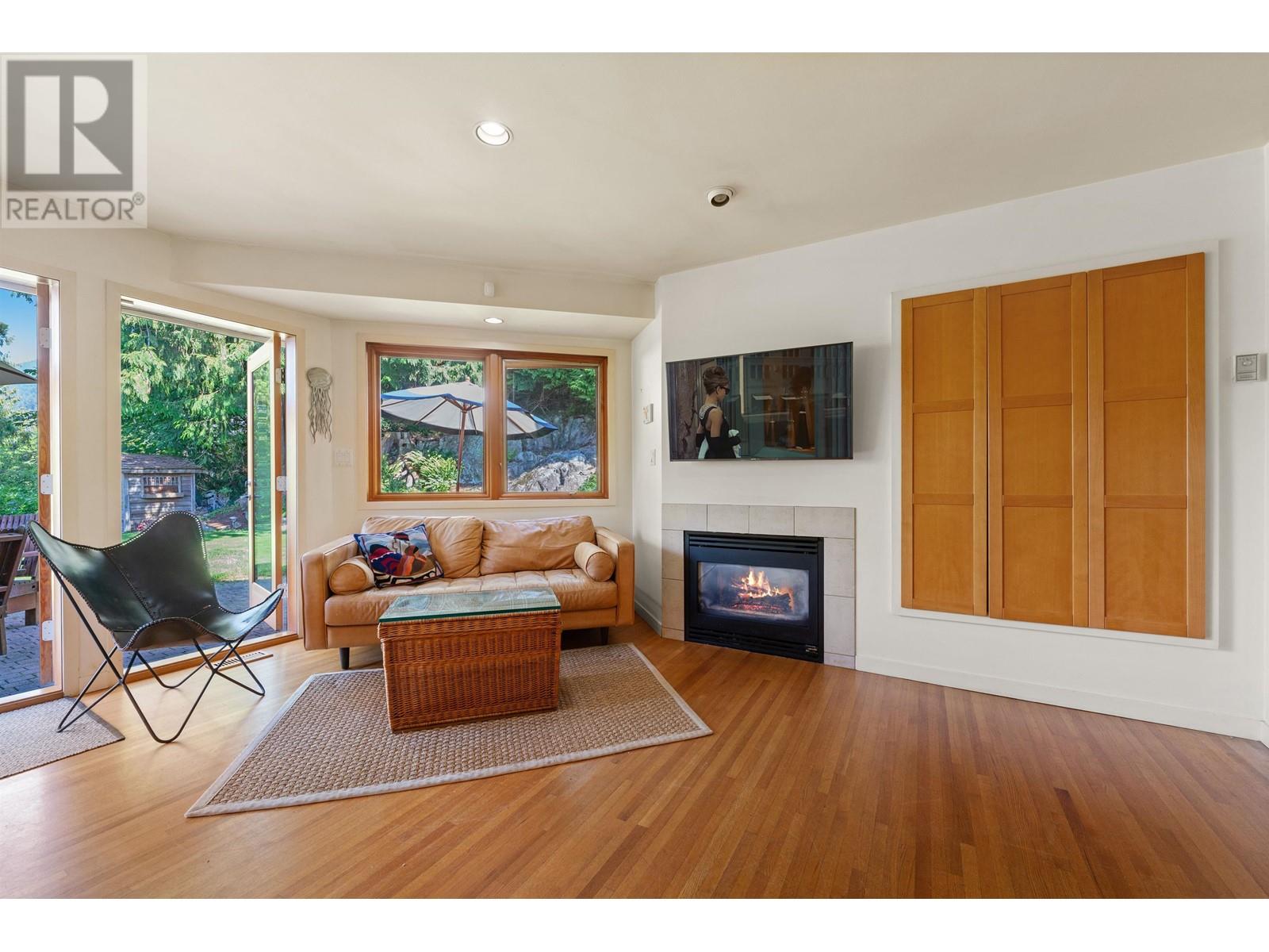 5475 Greenleaf Road, West Vancouver, British Columbia  V7W 1N5 - Photo 11 - R2967249