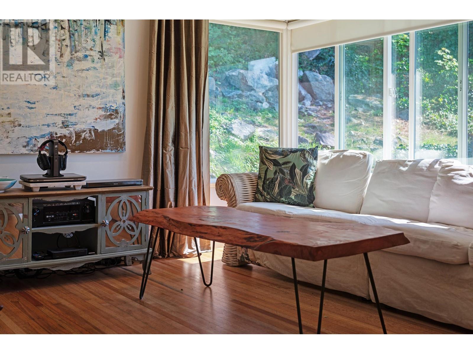 5475 Greenleaf Road, West Vancouver, British Columbia  V7W 1N5 - Photo 20 - R2967249