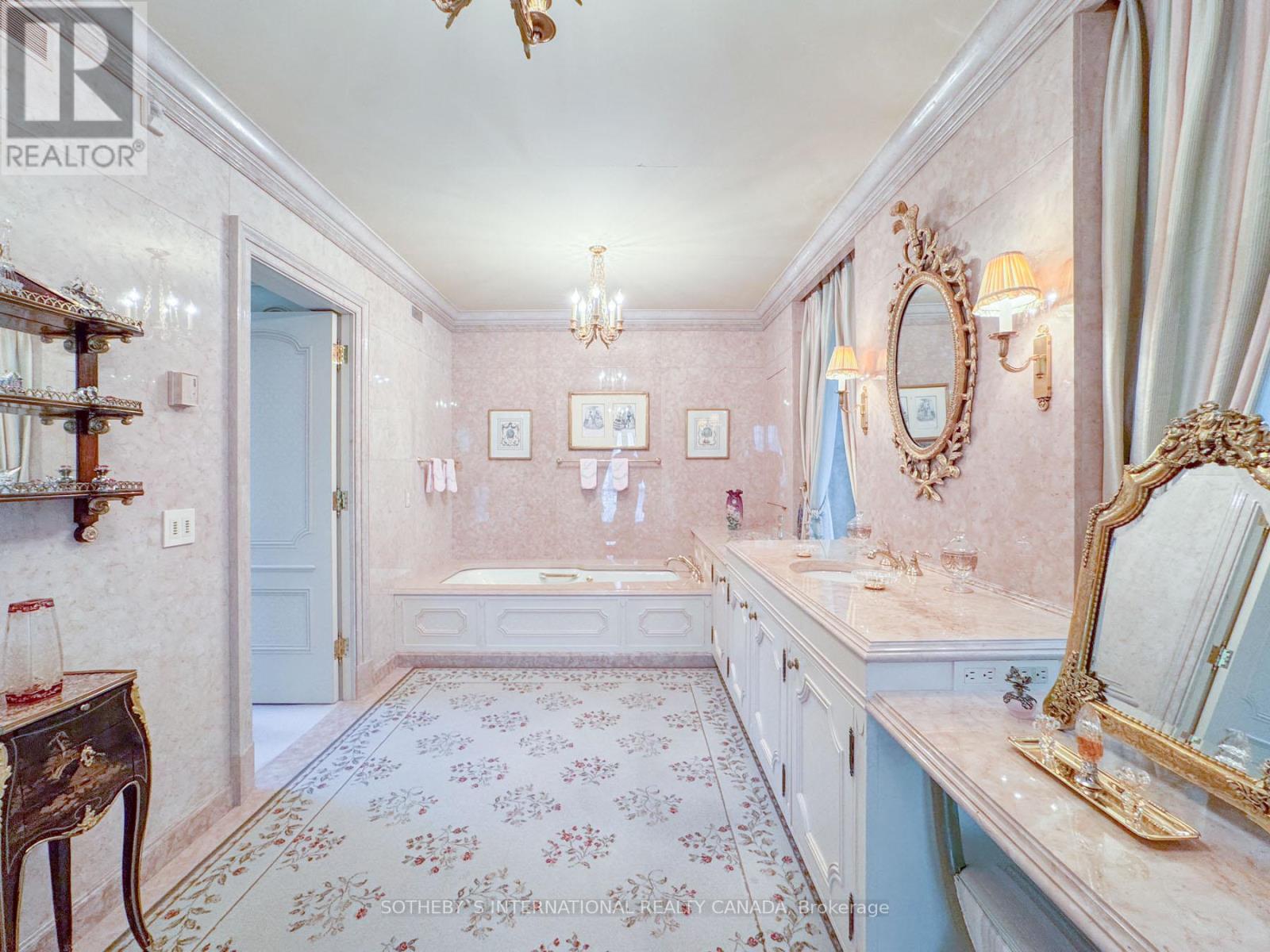 241 Strathallan Wood, Toronto, Ontario  M5N 1T5 - Photo 22 - C11975415