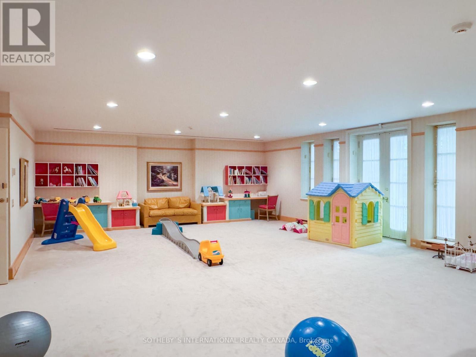 241 Strathallan Wood, Toronto, Ontario  M5N 1T5 - Photo 28 - C11975415