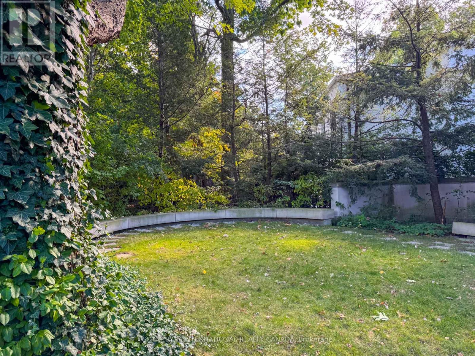 241 Strathallan Wood, Toronto, Ontario  M5N 1T5 - Photo 34 - C11975415