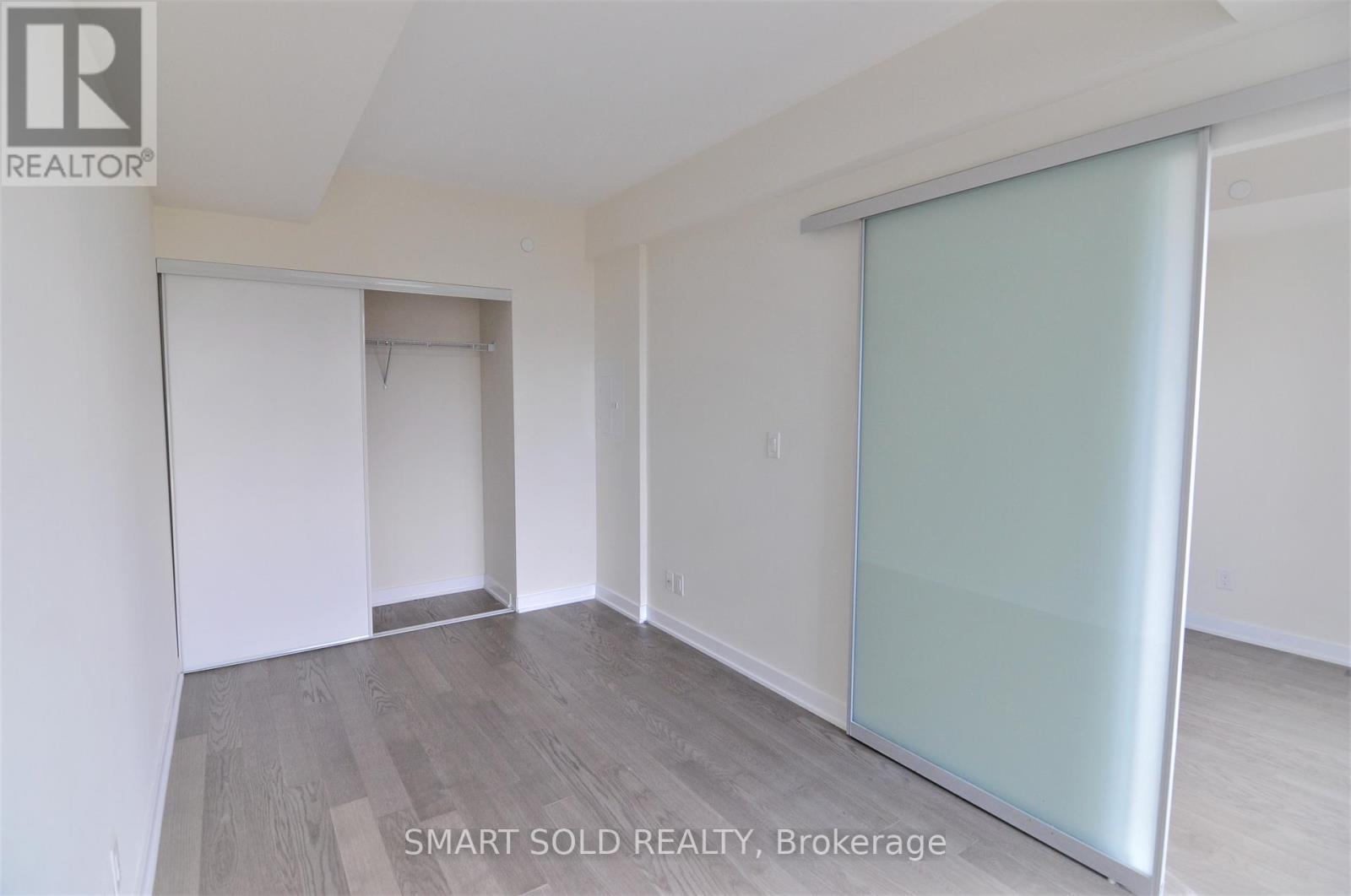 Property at 1306 - 17 DUNDONALD STREET image 3