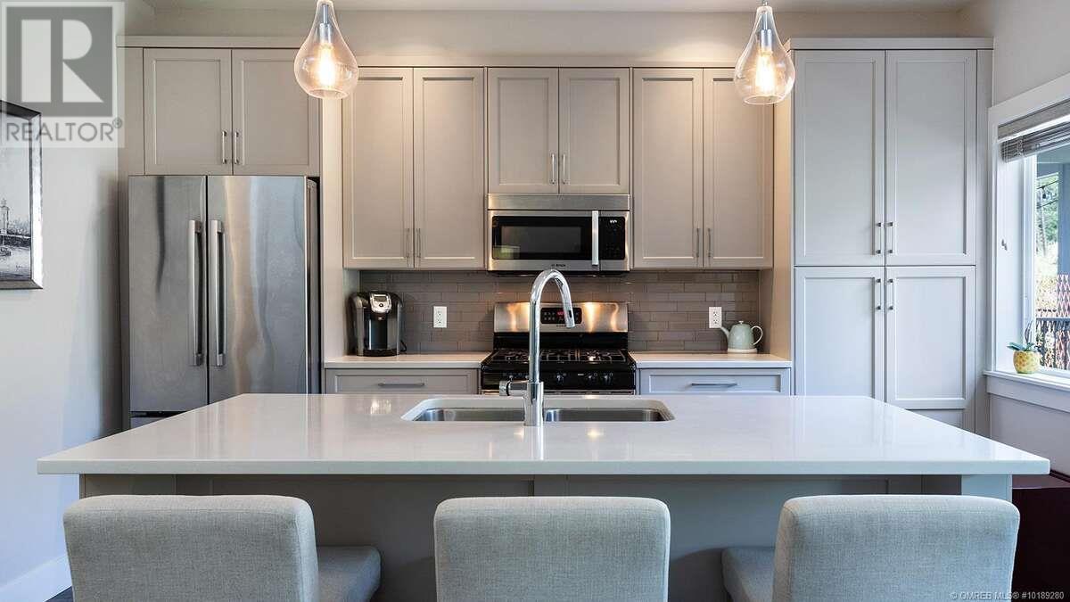 Property at 1450 Union Road Unit# 42 image 3