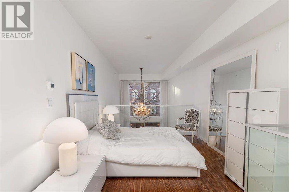 Listing Picture 19 of 35 : 305 36 WATER STREET, Vancouver / 溫哥華 - 魯藝地產 Yvonne Lu Group - MLS Medallion Club Member