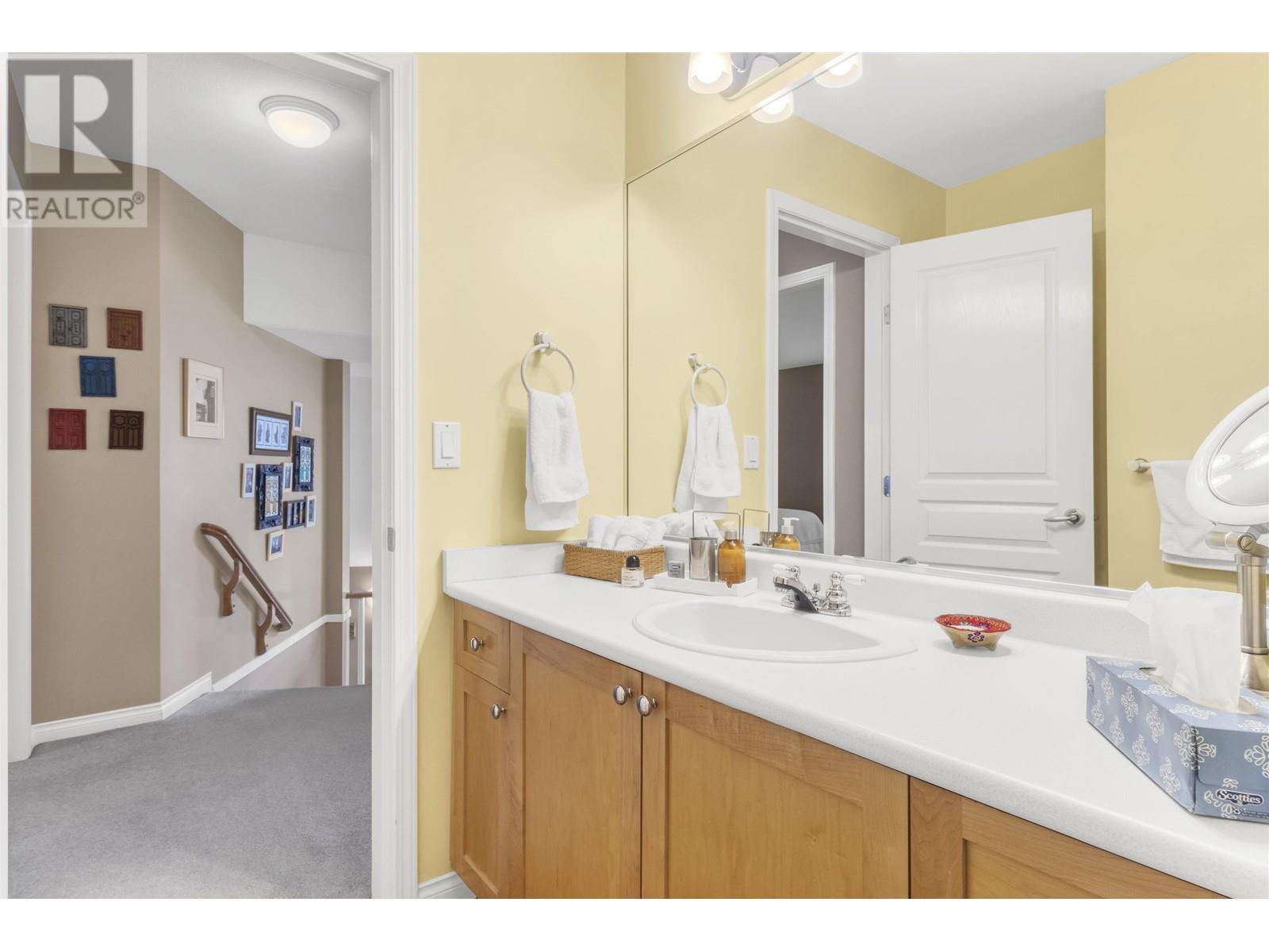 1705 Arbutus Place, Coquitlam, British Columbia  V3E 3K2 - Photo 30 - R2967262