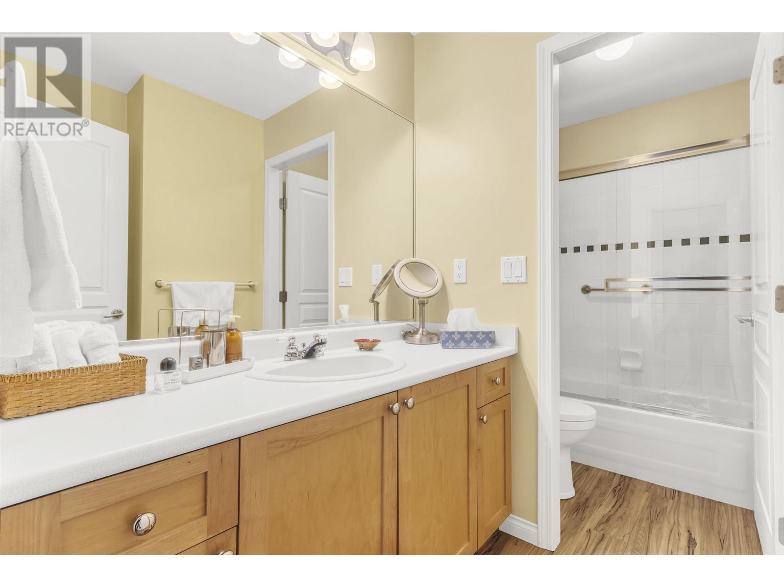 1705 Arbutus Place, Coquitlam, British Columbia  V3E 3K2 - Photo 32 - R2967262