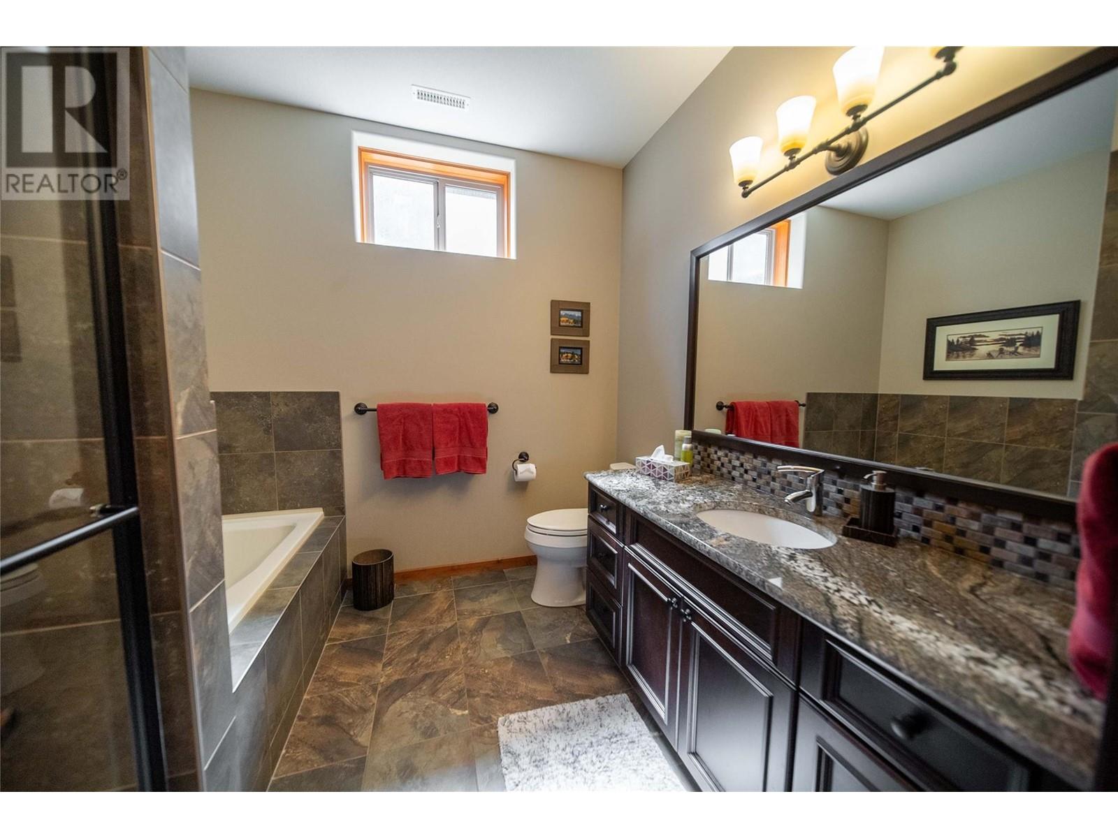 9865 Osprey Landing Drive, Wardner, British Columbia  V0B 2J0 - Photo 49 - 10334989