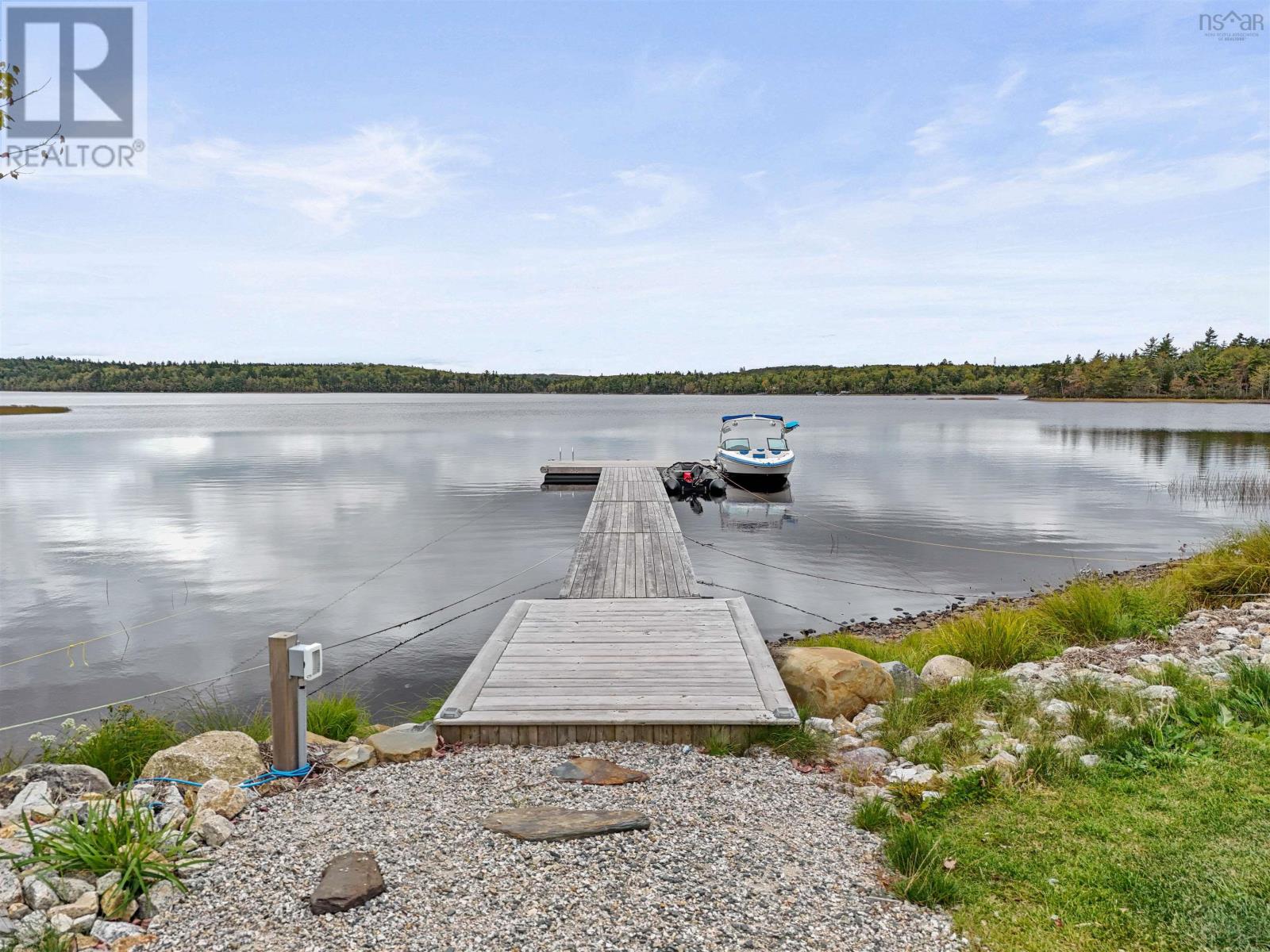 480 Mccabe Lake Drive, Middle Sackville, Nova Scotia  B4E 0N6 - Photo 6 - 202503035