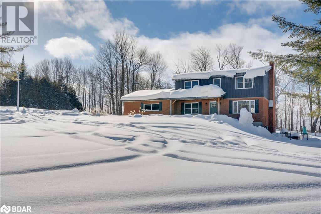 1384 15/16 Side Road E, Oro-Medonte, Ontario  L0L 1T0 - Photo 1 - 40698042