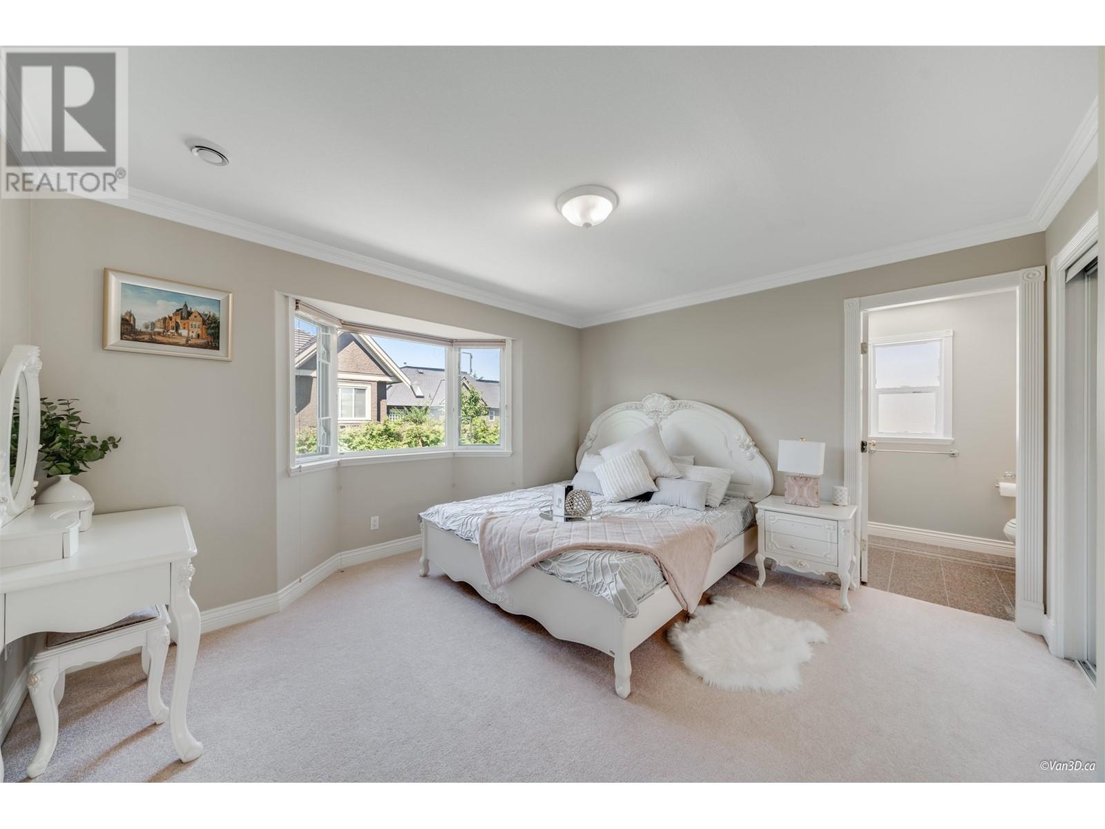 Listing Picture 23 of 38 : 8271 PIGOTT ROAD, Richmond / 烈治文 - 魯藝地產 Yvonne Lu Group - MLS Medallion Club Member