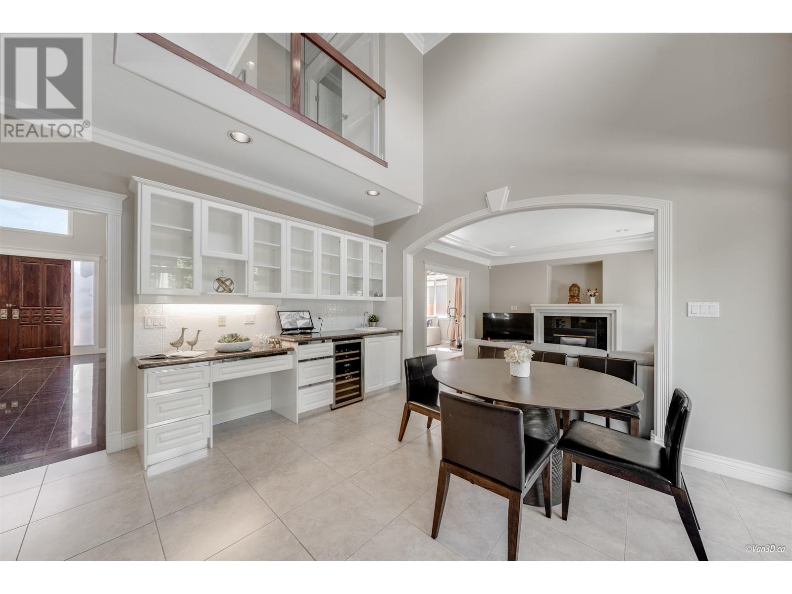 Listing Picture 18 of 38 : 8271 PIGOTT ROAD, Richmond / 烈治文 - 魯藝地產 Yvonne Lu Group - MLS Medallion Club Member