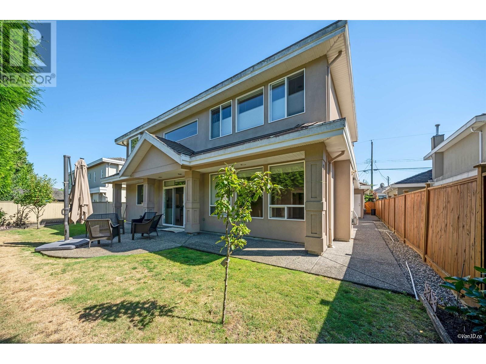 Listing Picture 36 of 38 : 8271 PIGOTT ROAD, Richmond / 烈治文 - 魯藝地產 Yvonne Lu Group - MLS Medallion Club Member