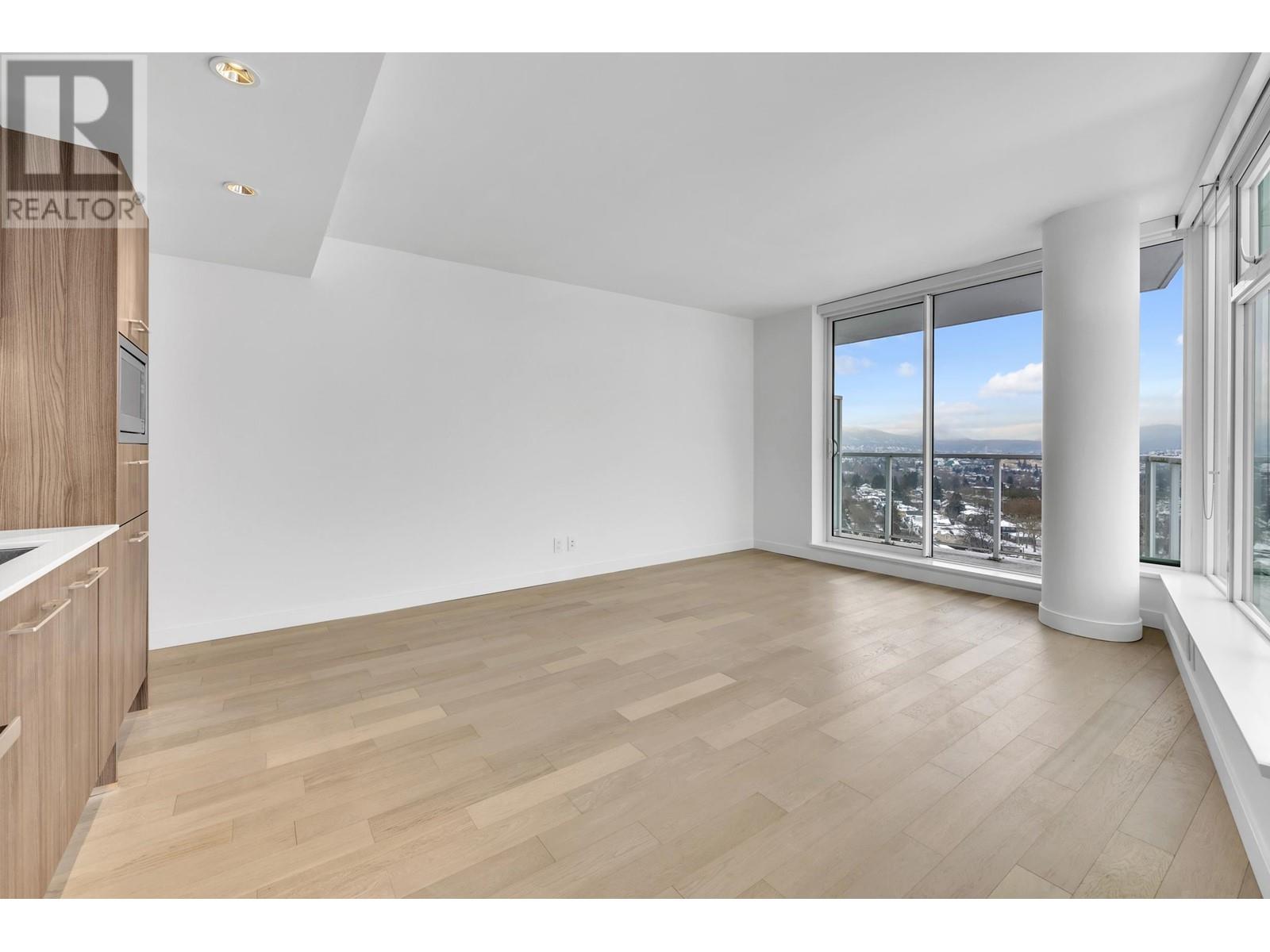 Listing Picture 2 of 37 : 1505 2220 KINGSWAY, Vancouver / 溫哥華 - 魯藝地產 Yvonne Lu Group - MLS Medallion Club Member