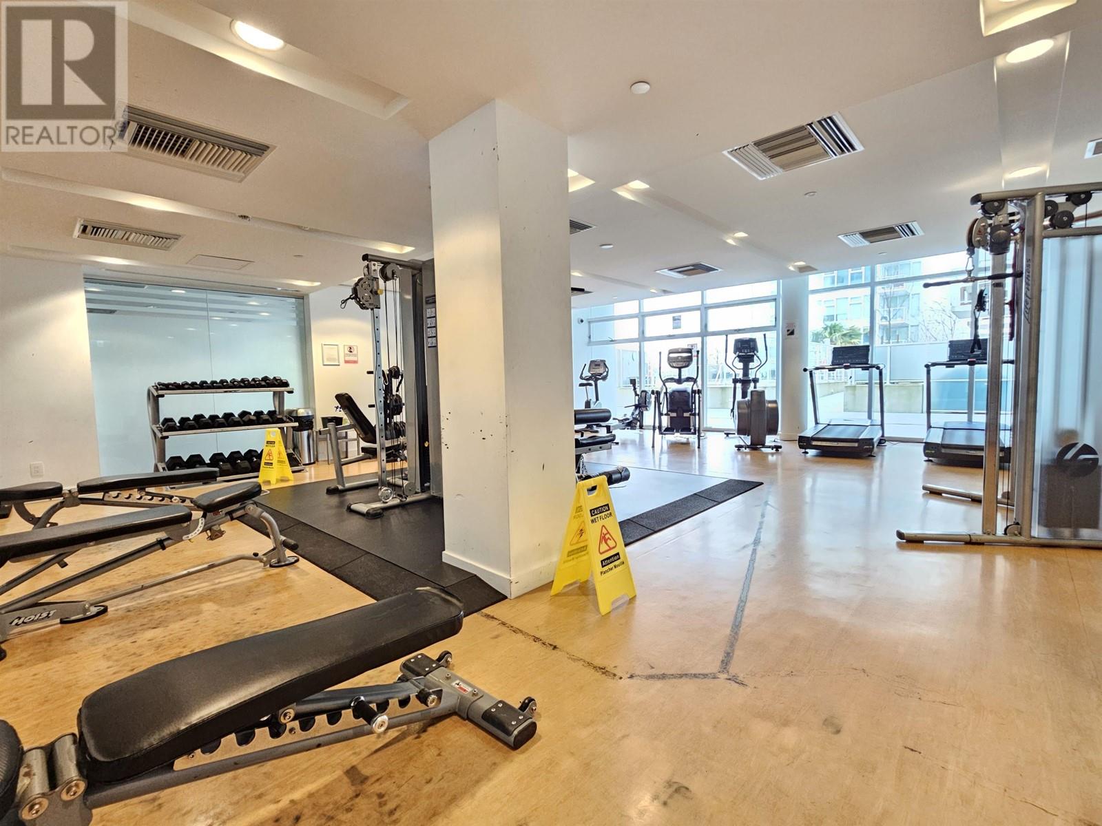 Listing Picture 33 of 37 : 1505 2220 KINGSWAY, Vancouver / 溫哥華 - 魯藝地產 Yvonne Lu Group - MLS Medallion Club Member