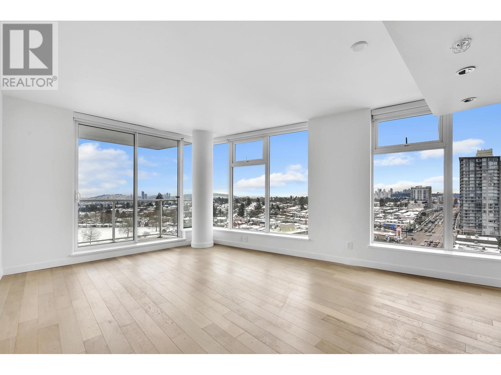 Listing Picture 3 of 37 : 1505 2220 KINGSWAY, Vancouver / 溫哥華 - 魯藝地產 Yvonne Lu Group - MLS Medallion Club Member